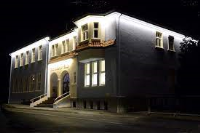 Martin-Luther-Haus bei Nacht